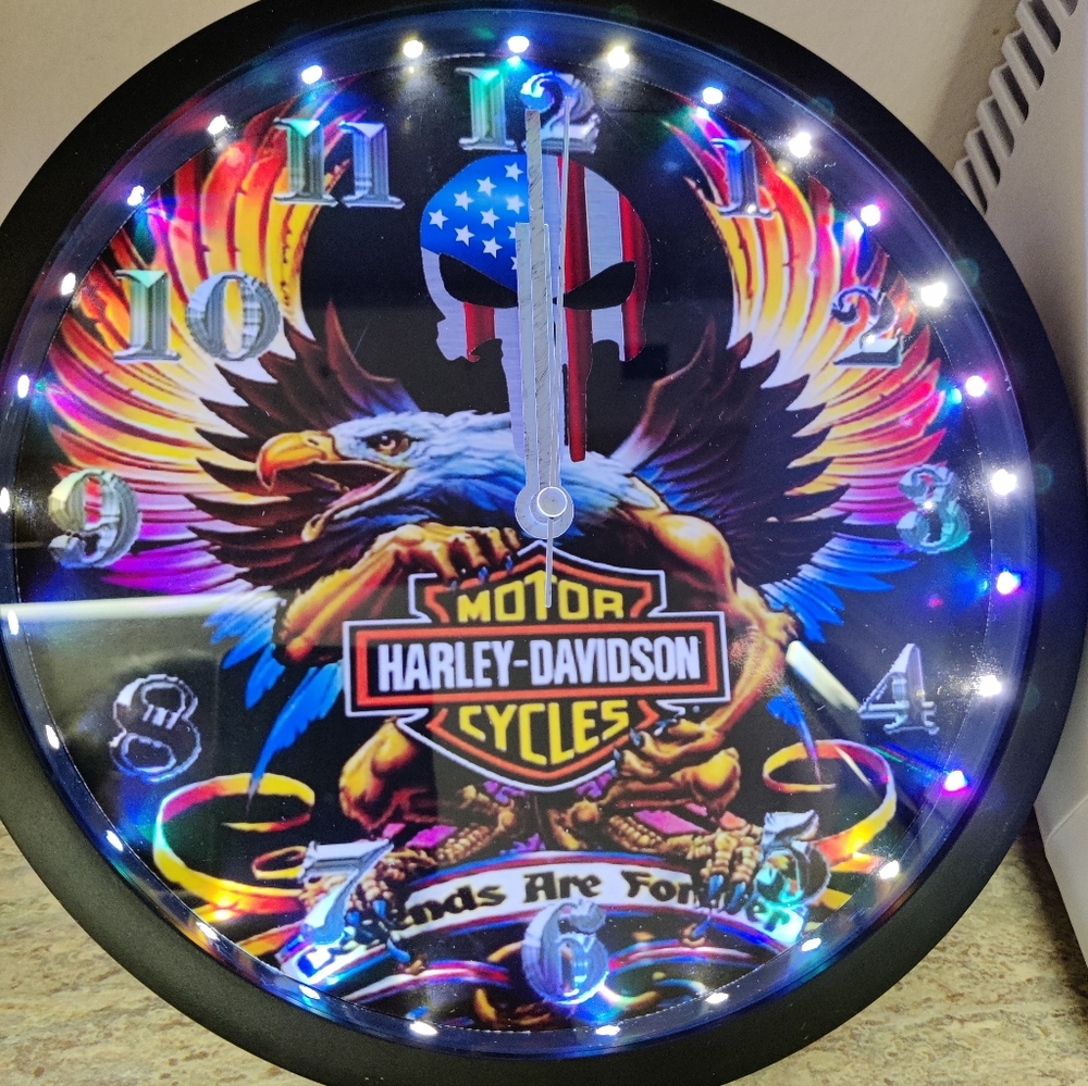 COPY - Harley Davidson clock